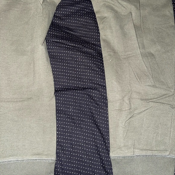 Victoria secret pink sweatpants - Picture 3 of 4